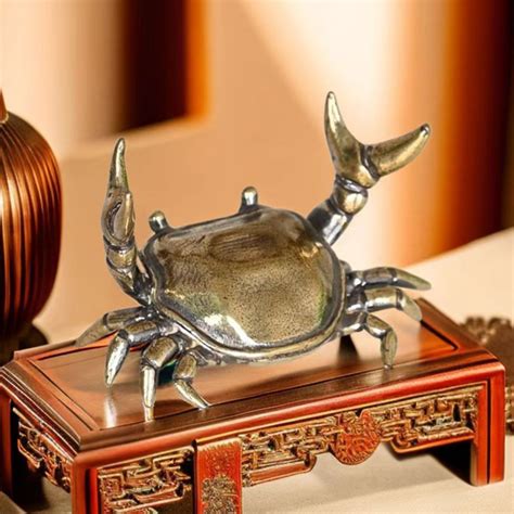 辦公桌 擺放 螃蟹擺盤
